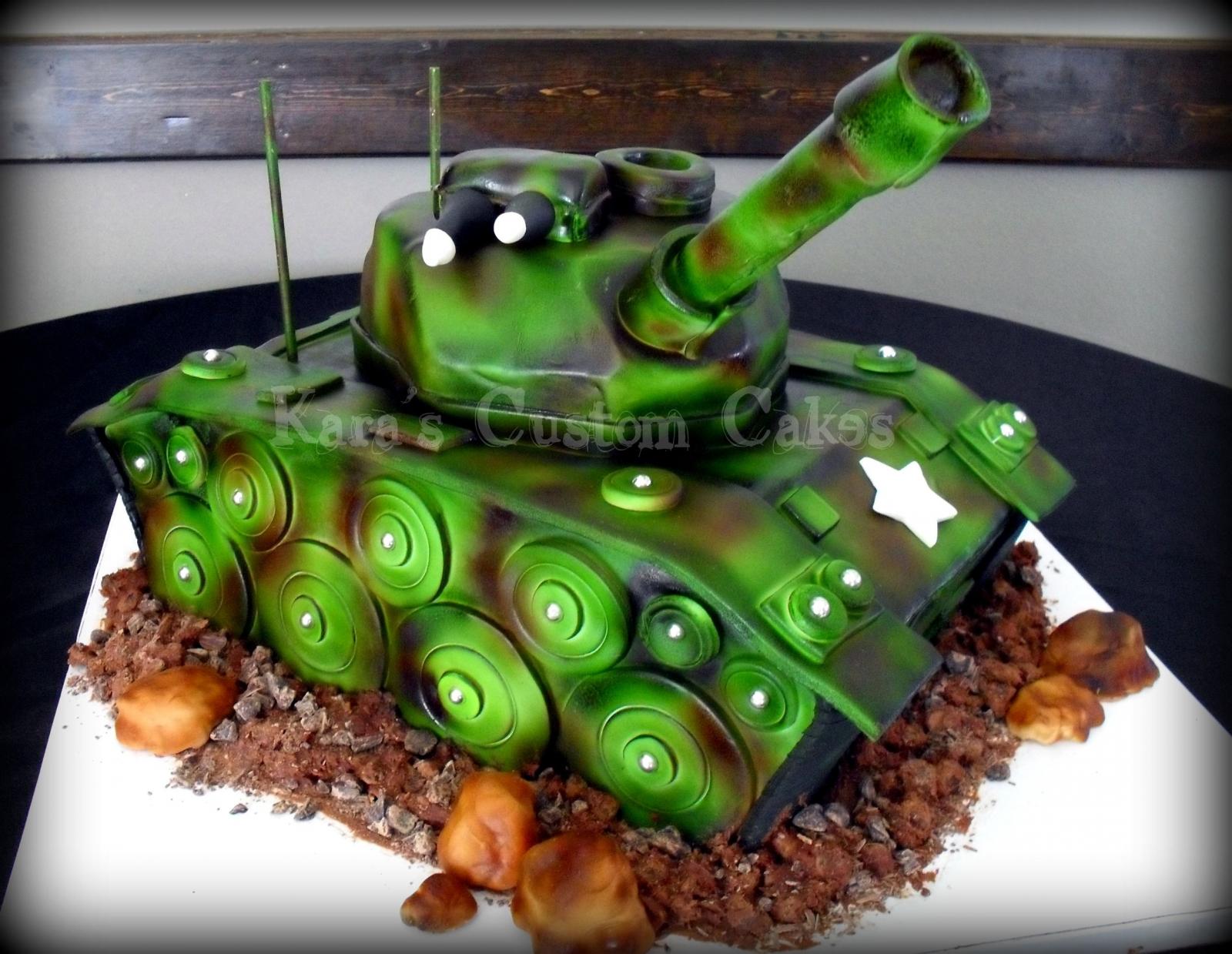 large.993501115_ArmyTankBirthdayCake071320.jpg